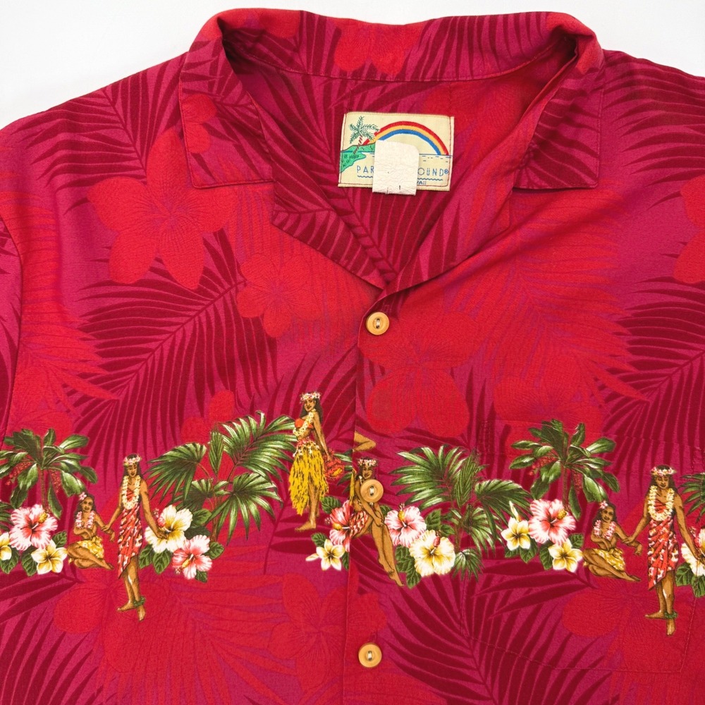 Paradise Found Button Down Men M Red‎ Hula Dancer Hawaiian Aloha Tropical Rayon